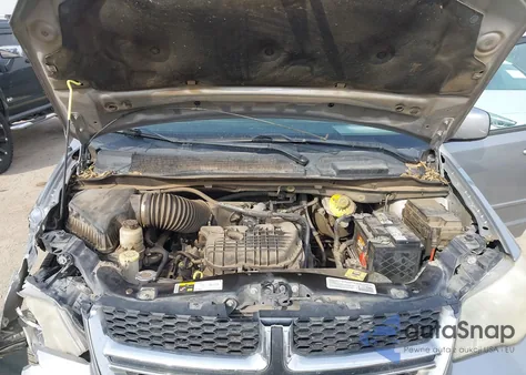 2014 Dodge Grand Caravan Sxt z USA, uszkodzony, nr VIN 2C4RDGCG5ER388305